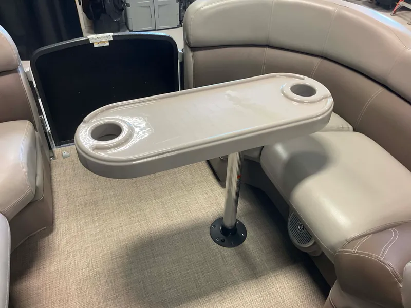 Slide: The Image of Premier 235 2014 - 26