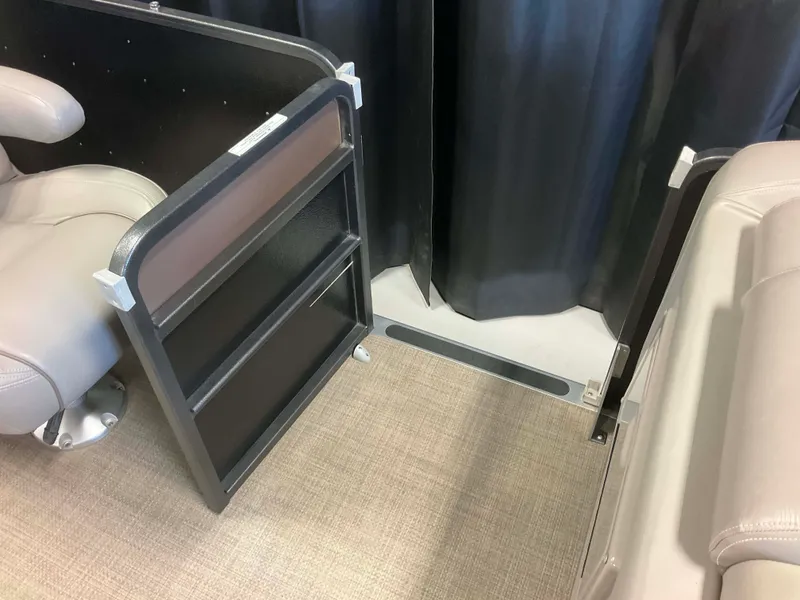 Slide: The Image of Premier 235 2014 - 38