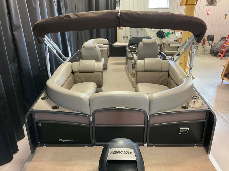 Slide: The Image of Premier 235 2014 - 4