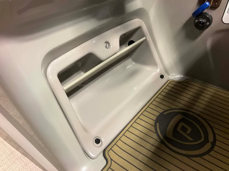 Slide: The Image of Premier 235 2014 - 49