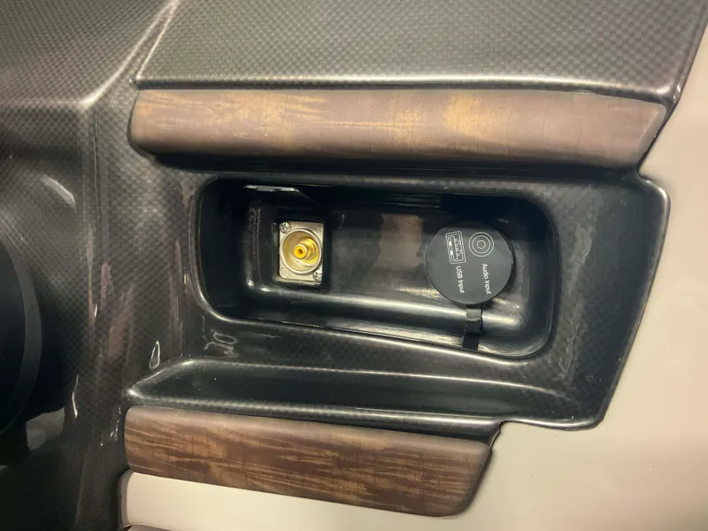 Slide: The Image of Premier 235 2014 - 51