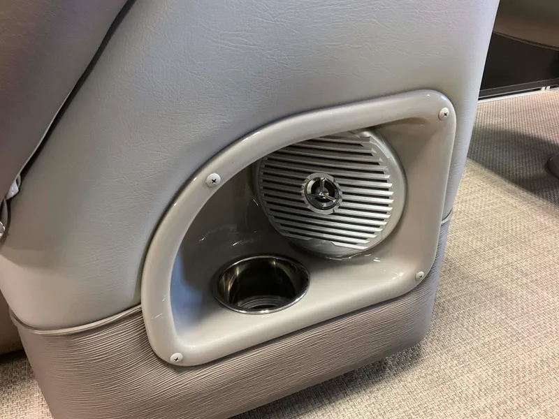 Slide: The Image of Premier 235 2014 - 55