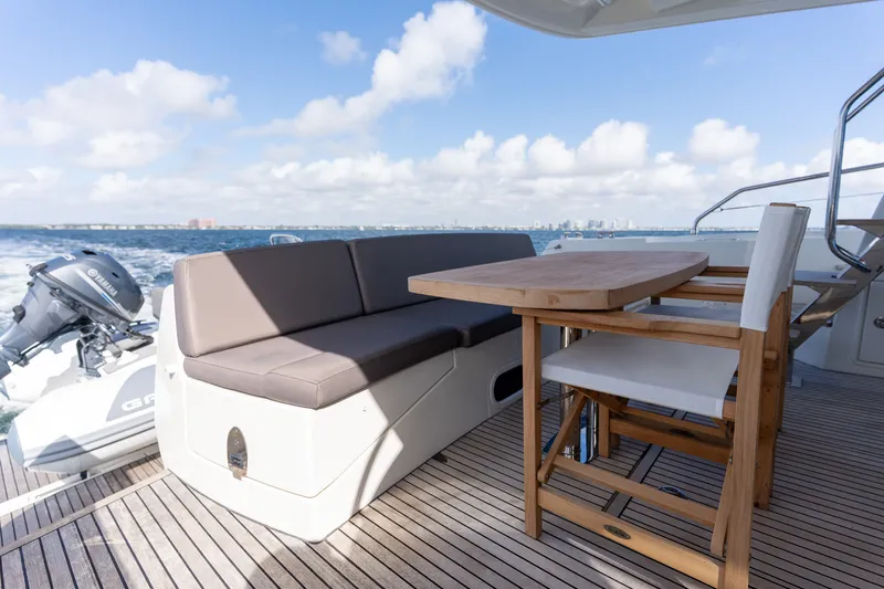 Slide: The Image of Prestige 50 FLY 2017 - 13