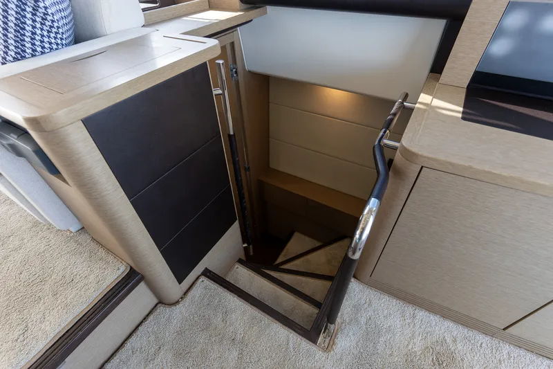 Slide: The Image of Prestige 50 FLY 2017 - 29