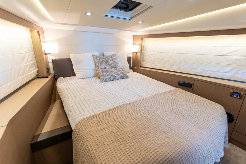 Slide: The Image of Prestige 50 FLY 2017 - 31