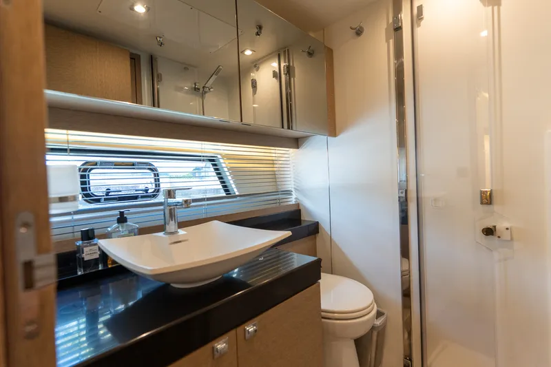 Slide: The Image of Prestige 50 FLY 2017 - 33