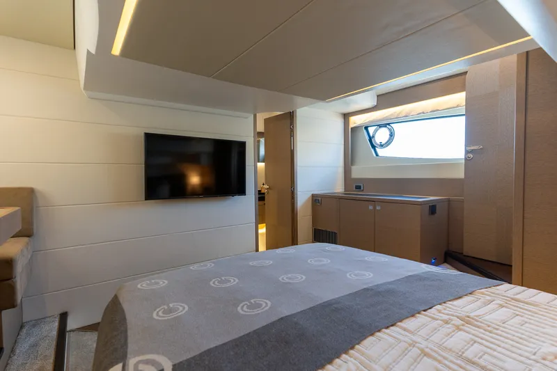 Slide: The Image of Prestige 50 FLY 2017 - 38