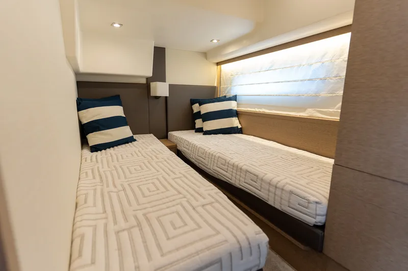 Slide: The Image of Prestige 50 FLY 2017 - 39