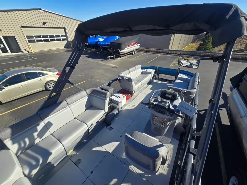 Slide: The Image of Sea-Doo CRUISE 21 2023 - 12