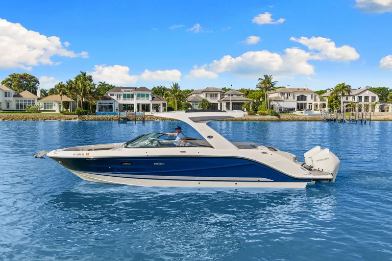 The Image of Sea Ray 310 SLX OB 2023 - undefined