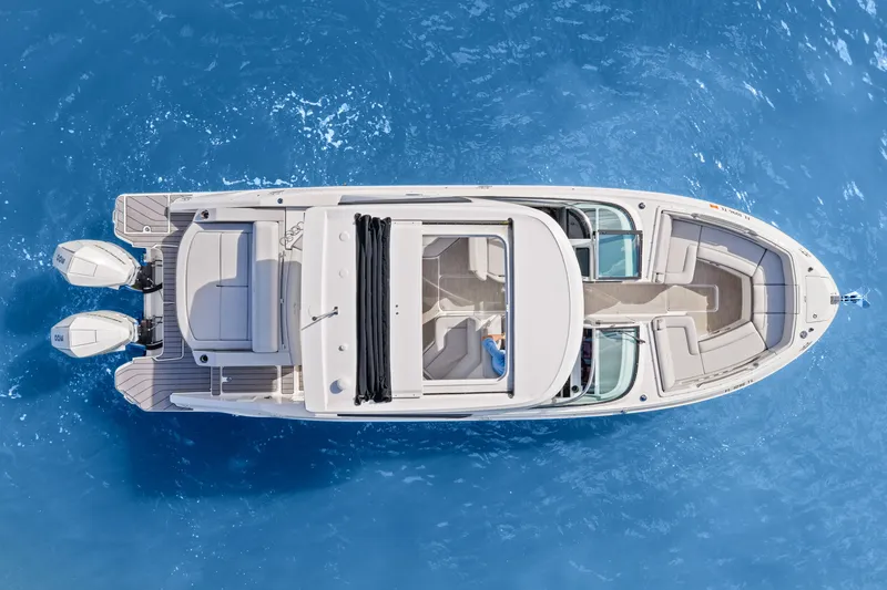 Slide: The Image of Sea Ray 310 SLX OB 2023 - 12