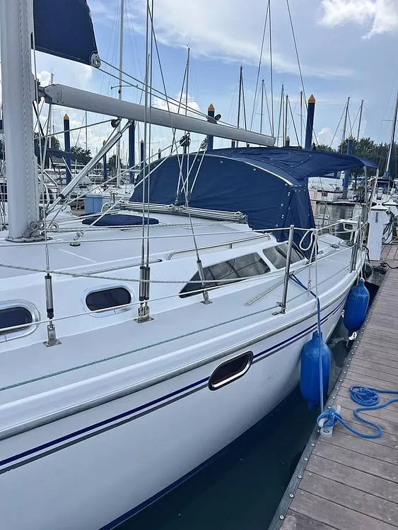 The Image of Catalina 32 2005 - 16835654