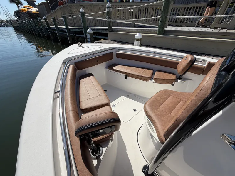 Slide: The Image of Sea Pro 219 CC 2020 - 31