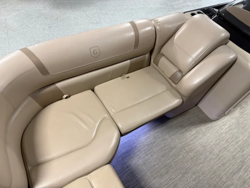 Slide: The Image of Godfrey AQUA PATIO 235SD 2018 - 101