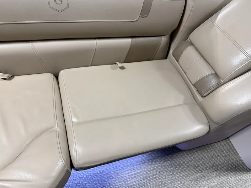 Slide: The Image of Godfrey AQUA PATIO 235SD 2018 - 104