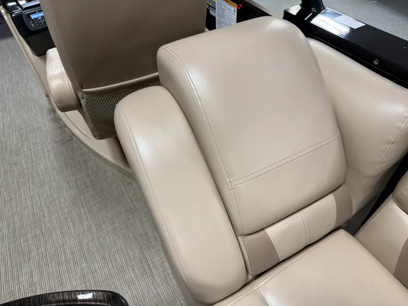 Slide: The Image of Godfrey AQUA PATIO 235SD 2018 - 32