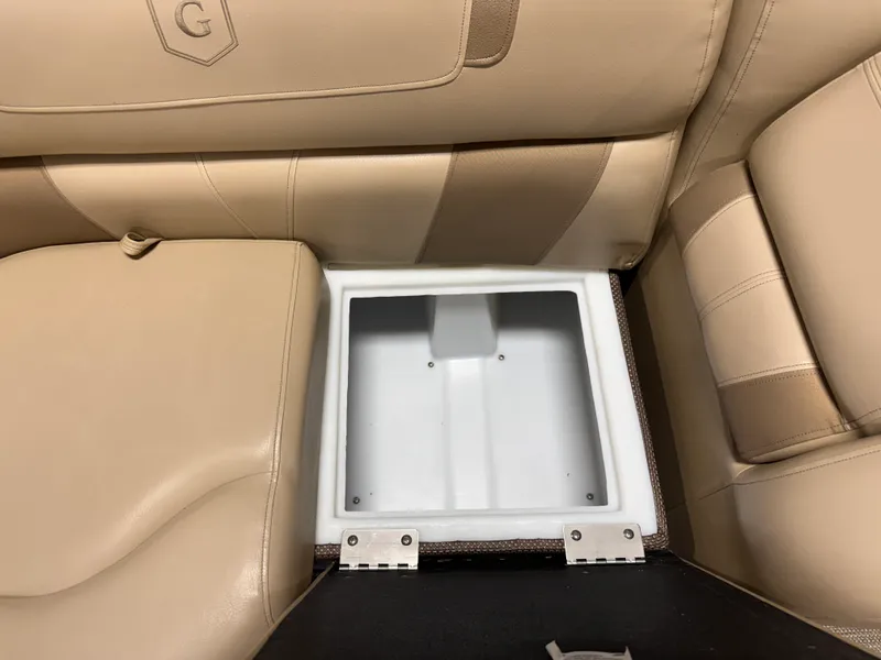 Slide: The Image of Godfrey AQUA PATIO 235SD 2018 - 40