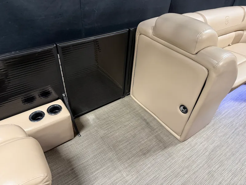 Slide: The Image of Godfrey AQUA PATIO 235SD 2018 - 52