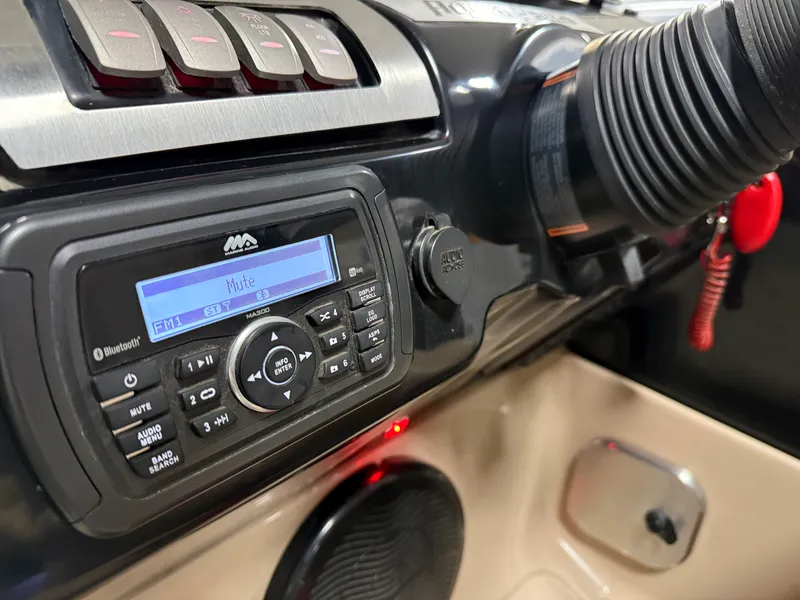 Slide: The Image of Godfrey AQUA PATIO 235SD 2018 - 86