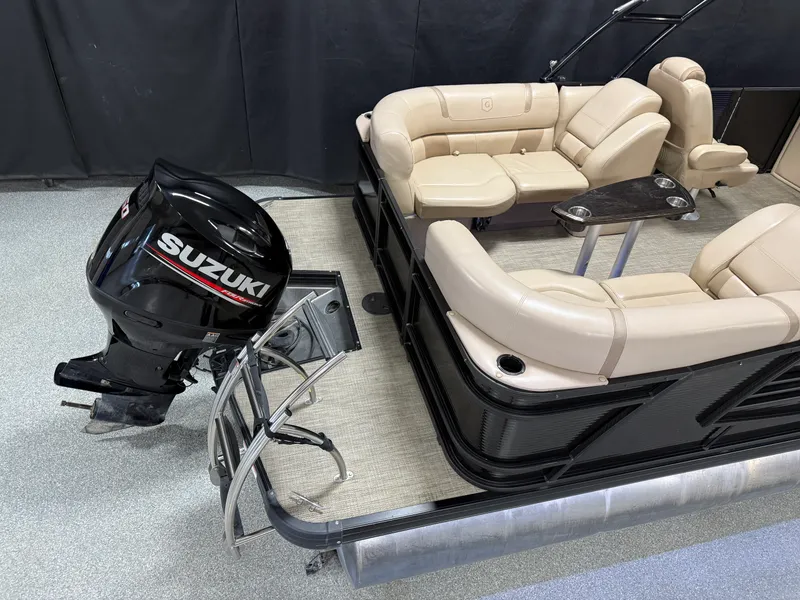 Slide: The Image of Godfrey AQUA PATIO 235SD 2018 - 9