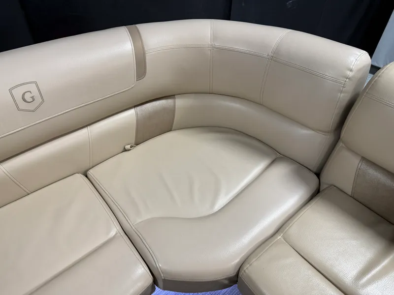 Slide: The Image of Godfrey AQUA PATIO 235SD 2018 - 95