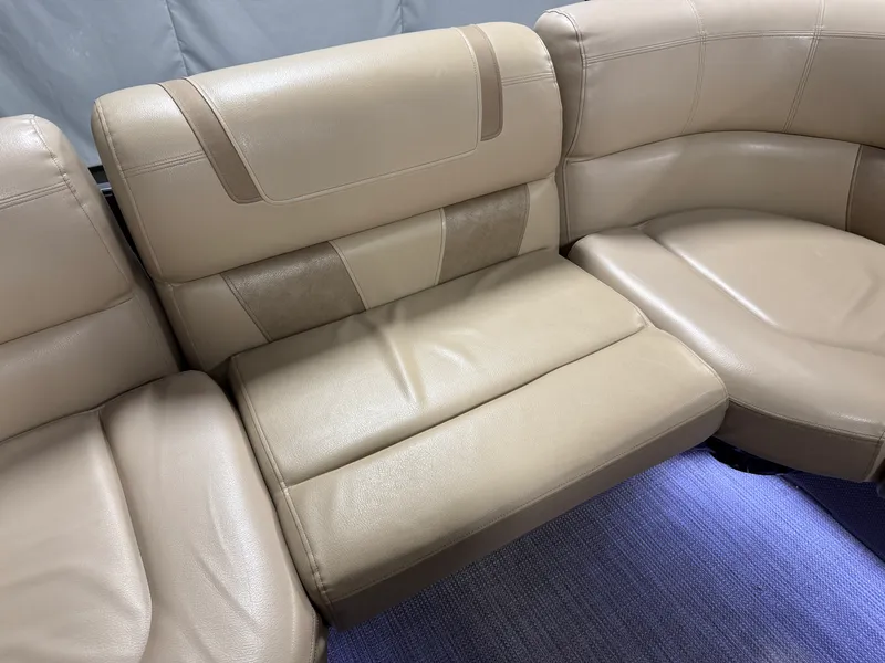 Slide: The Image of Godfrey AQUA PATIO 235SD 2018 - 97