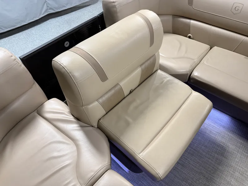 Slide: The Image of Godfrey AQUA PATIO 235SD 2018 - 99