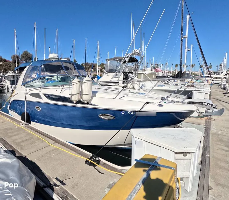 The Image of Bayliner 315 Cruiser 2011 - 16852667