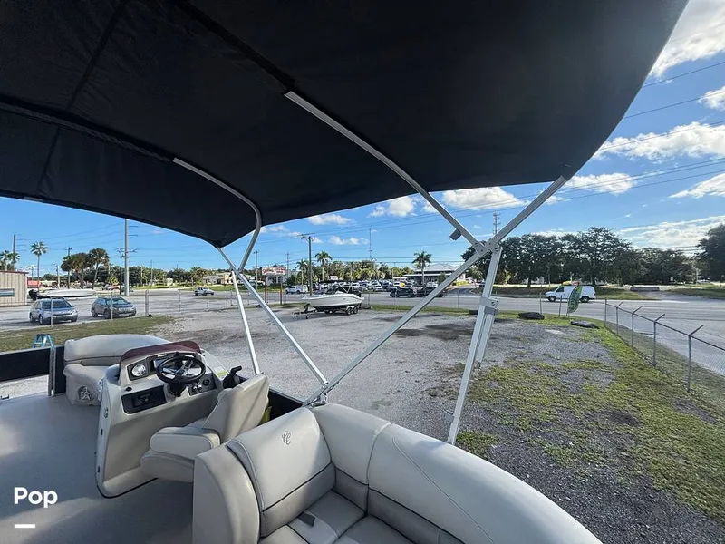Slide: The Image of Cypress Cay Seabreeze 232 Freedom 2023 - 16843558