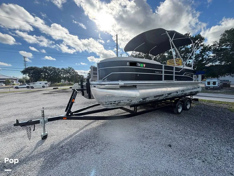 Slide: The Image of Cypress Cay Seabreeze 232 Freedom 2023 - 16843463