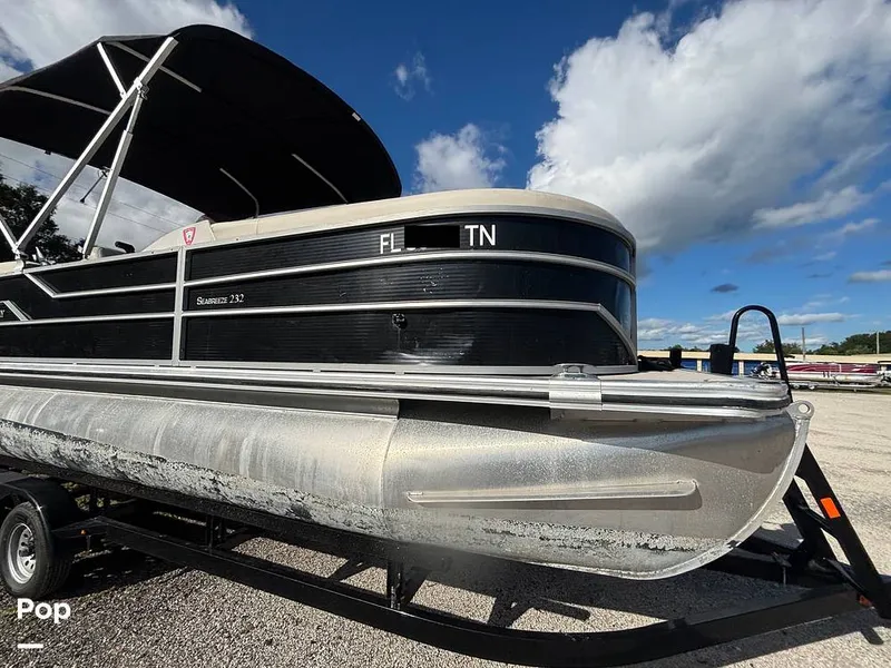 Slide: The Image of Cypress Cay Seabreeze 232 Freedom 2023 - 16843490