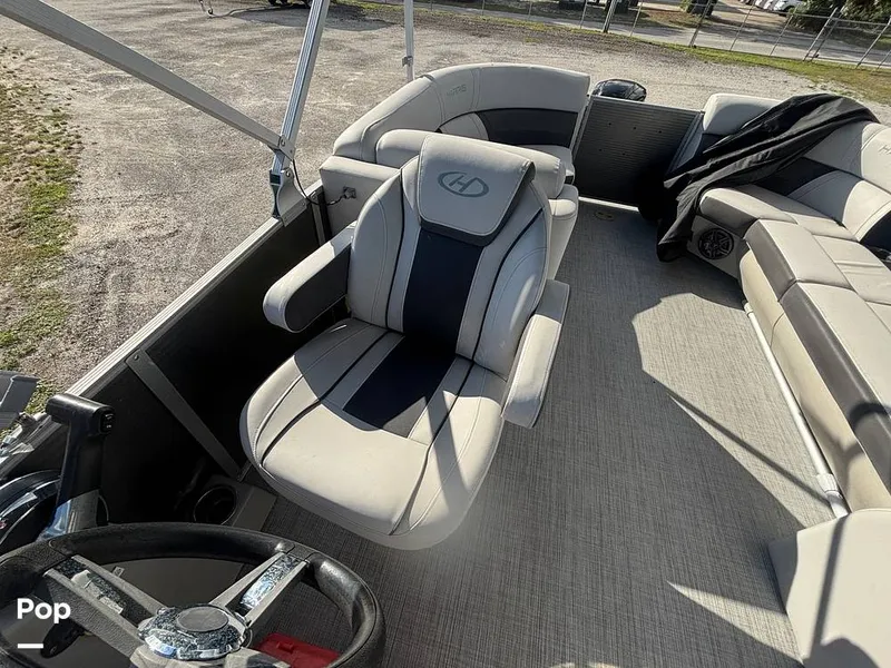 Slide: The Image of Harris Cruiser 210 2023 - 16846693