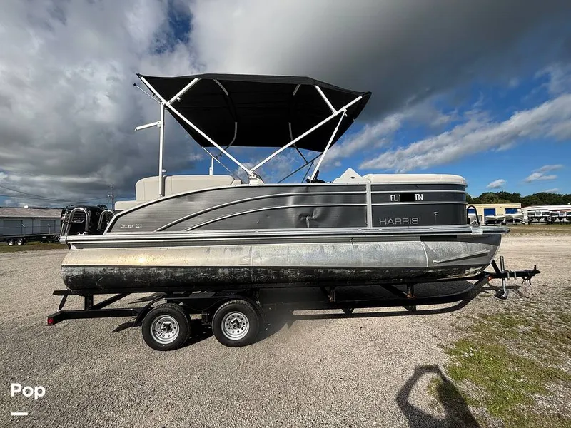 Slide: The Image of Harris Cruiser 210 2023 - 16846508