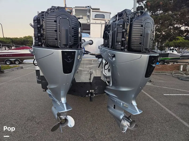 Slide: The Image of Custom Aluminum 26 Cruiser 1980 - 16851651