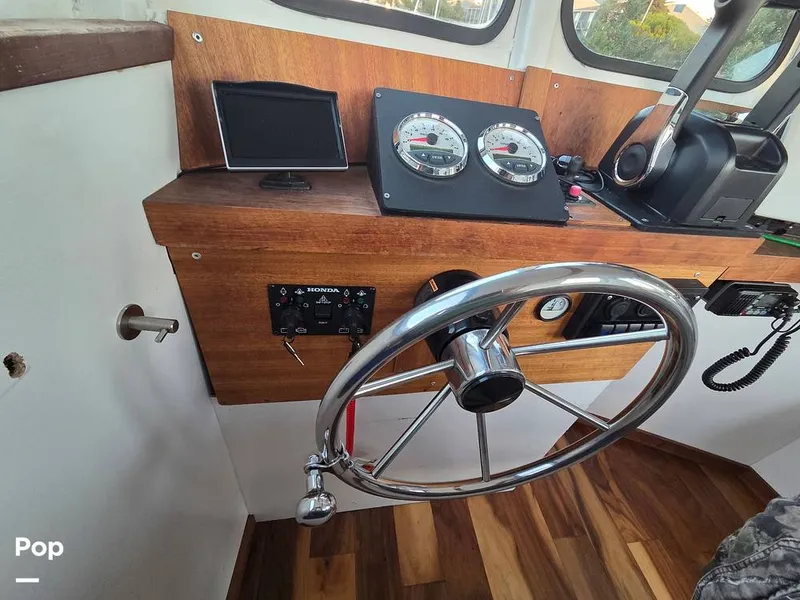 Slide: The Image of Custom Aluminum 26 Cruiser 1980 - 16851693
