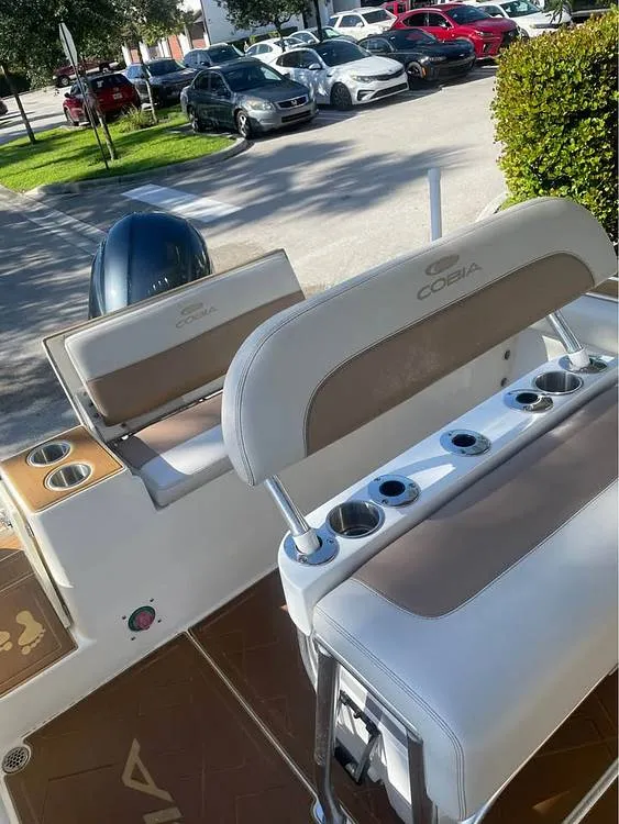Slide: The Image of Cobia 220 Center Console 2018 - 16847525