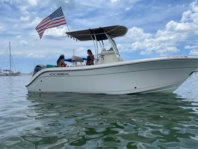 The Image of Cobia 220 Center Console 2018 - 16847521