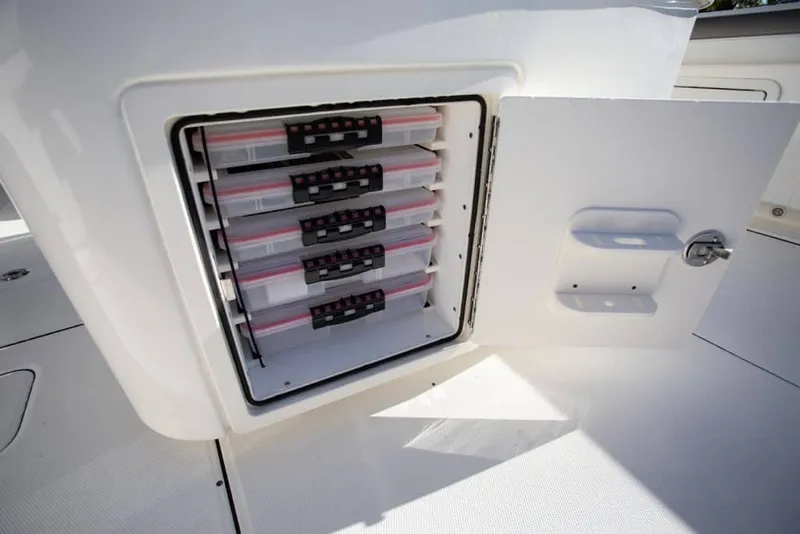 Slide: The Image of World Cat 325CC 2027 - 45