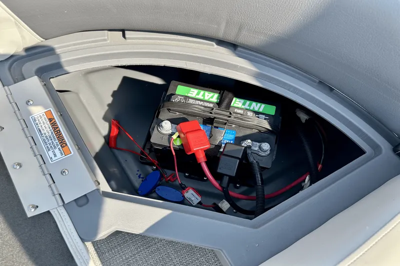 Slide: The Image of Starcraft LX 20 R 2025 - 17