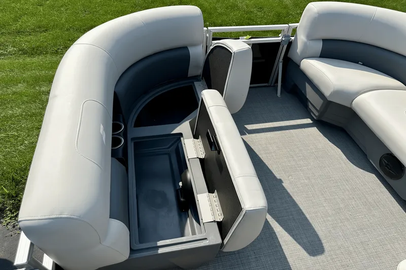 Slide: The Image of Starcraft LX 20 R 2025 - 20