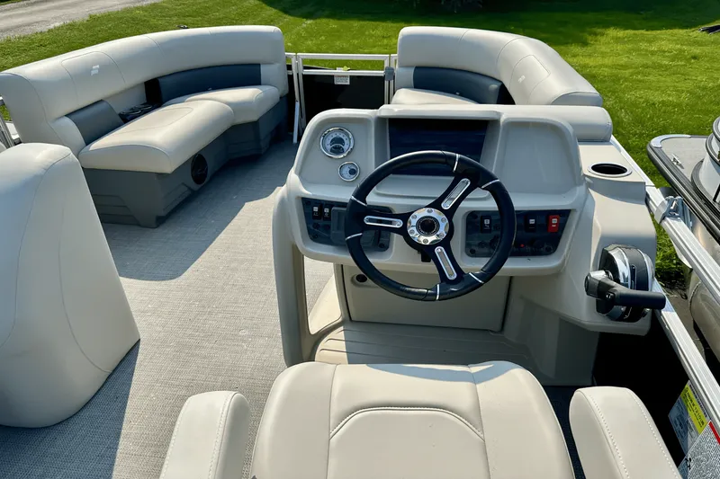 Slide: The Image of Starcraft LX 20 R 2025 - 5