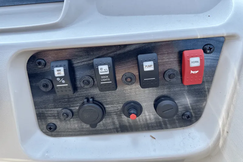 Slide: The Image of Starcraft LX 20 R 2025 - 8