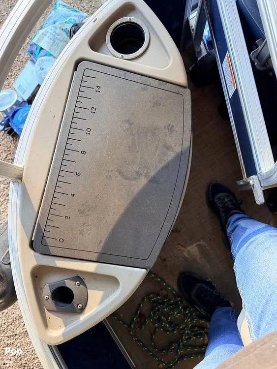 Slide: The Image of Sun Tracker Bass Buggy 18 dlx 2023 - 16859446