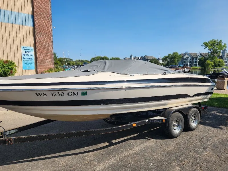 Slide: The Image of Larson 230 LXI 2003 - 1