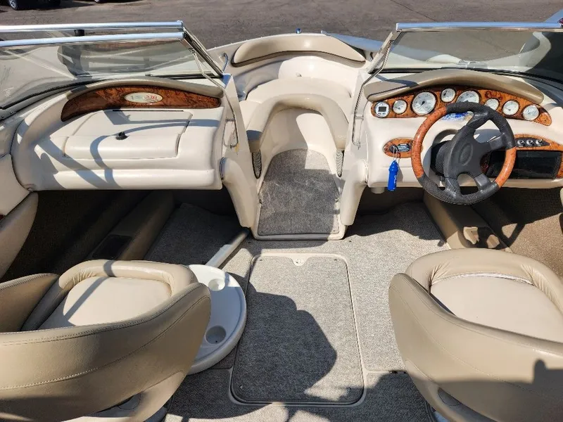 Slide: The Image of Larson 230 LXI 2003 - 5