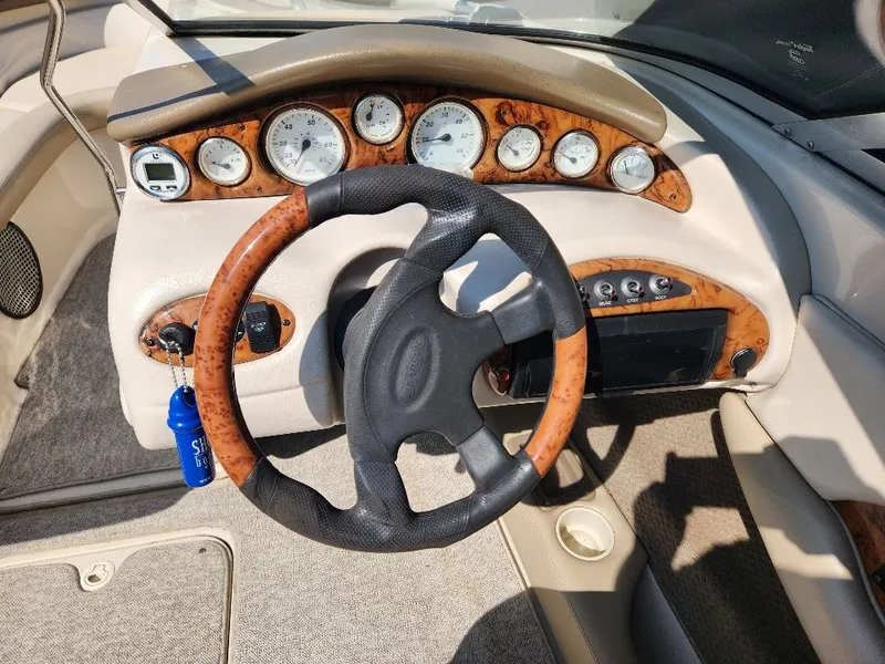 Slide: The Image of Larson 230 LXI 2003 - 6