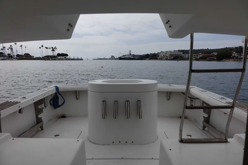 Slide: The Image of Blackfin 29 Flybridge 1988 - 38