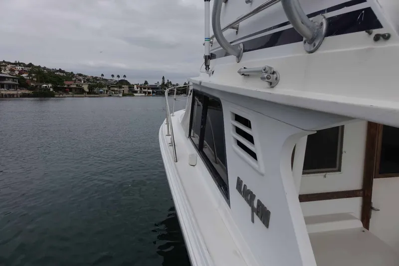Slide: The Image of Blackfin 29 Flybridge 1988 - 20