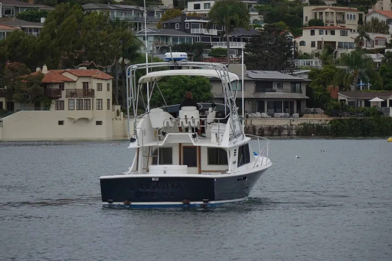 Slide: The Image of Blackfin 29 Flybridge 1988 - 3
