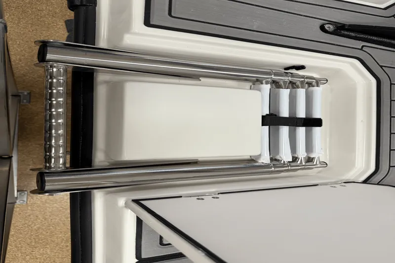 Slide: The Image of Starcraft 211SVX OB 2025 - 35